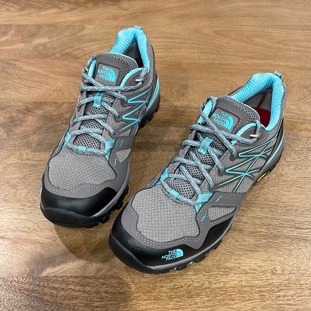 The North Face Hedgehog Fastpack Gore-Tex Blue Gray Hiking Shoes Women's 8 - NEW